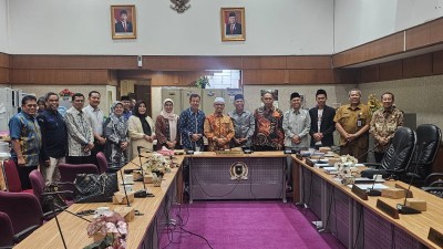 Studi Komparatif Penganggaran Pemilu, DPRD bersama Pemprov Sumbar Kunjungi DPRD Riau